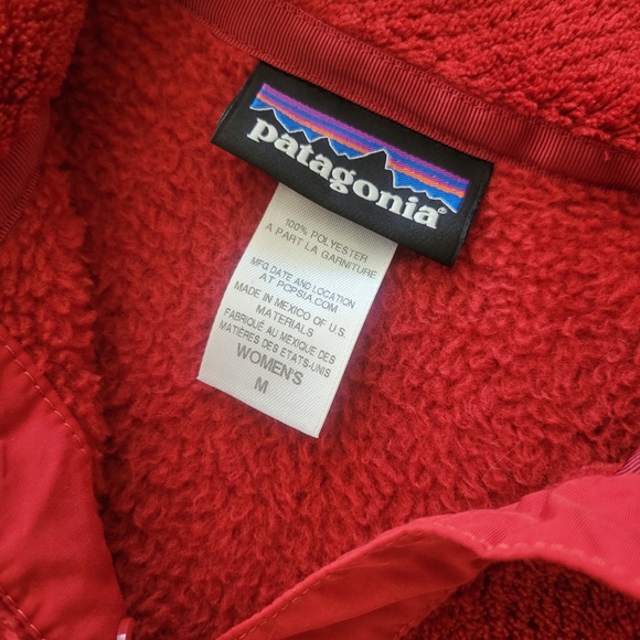 Women's Patagonia quarter zip fleece. - Picture 3 of 3